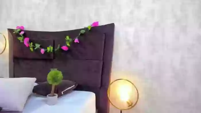 KloeThompson