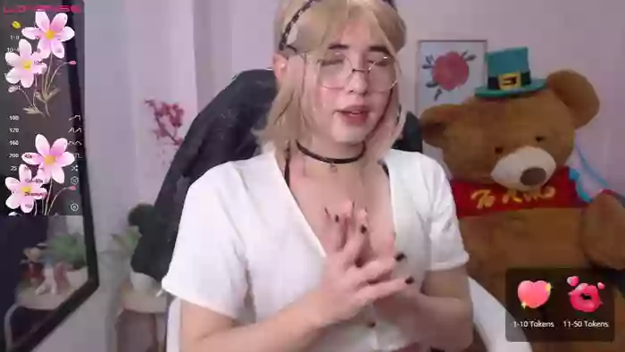 SaakuraHot