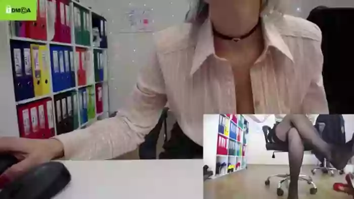 LegsOffice69