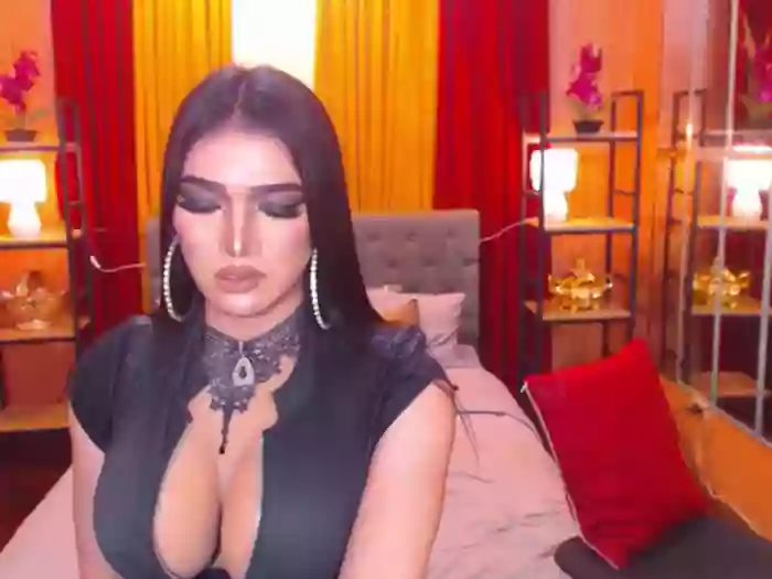 LaraSmithSabrinaSumaDuo