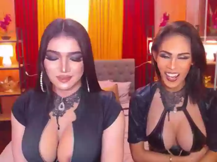 LaraSmithSabrinaSumaDuo