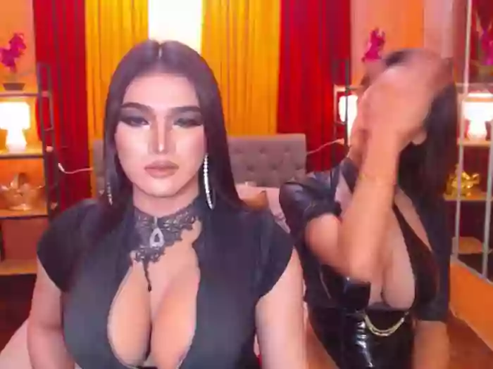 LaraSmithSabrinaSumaDuo