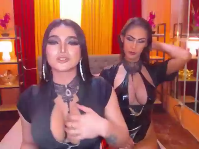 LaraSmithSabrinaSumaDuo