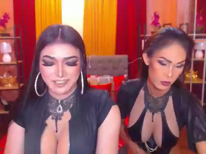 LaraSmithSabrinaSumaDuo