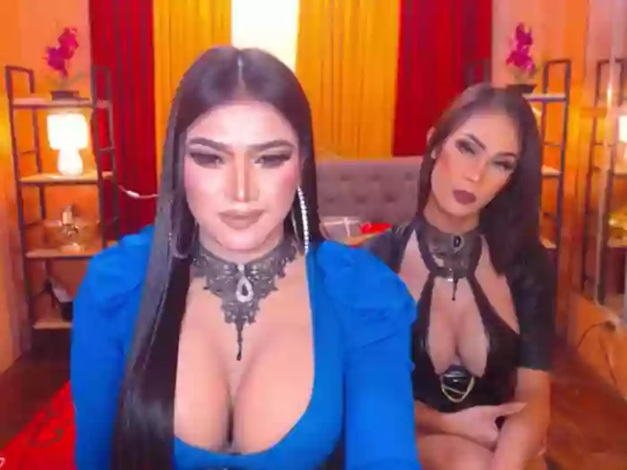 LaraSmithSabrinaSumaDuo