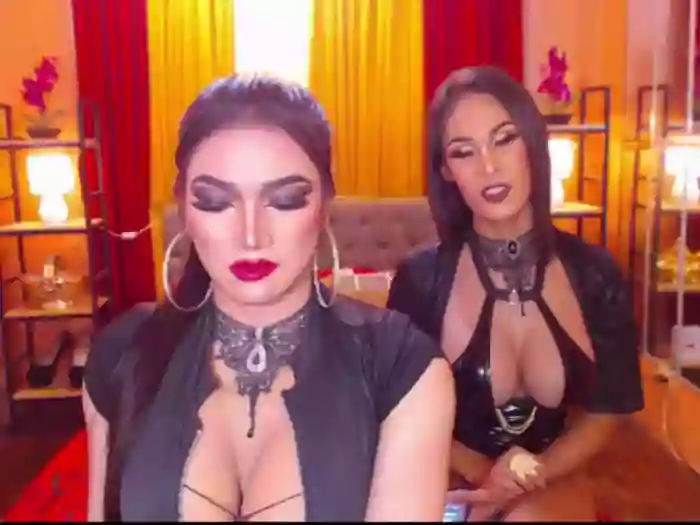 LaraSmithSabrinaSumaDuo