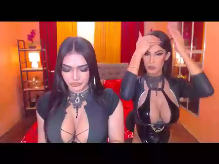 LaraSmithSabrinaSumaDuo