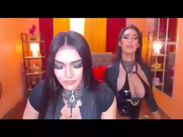 LaraSmithSabrinaSumaDuo