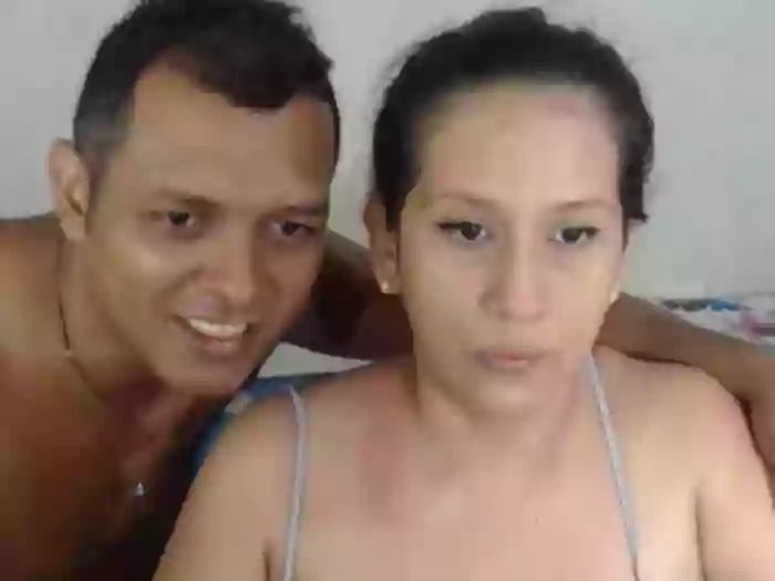 CouplesWeetHard