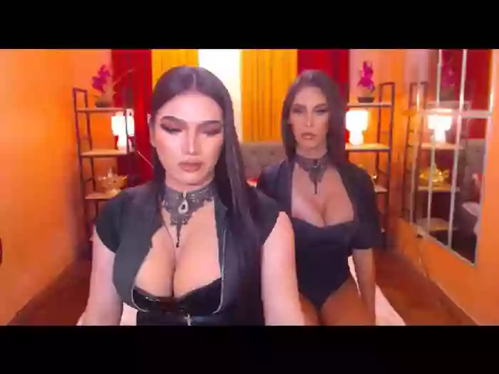 LaraSmithSabrinaSumaDuo