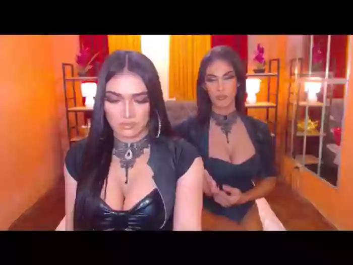 LaraSmithSabrinaSumaDuo