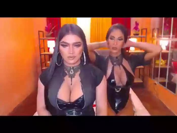 LaraSmithSabrinaSumaDuo