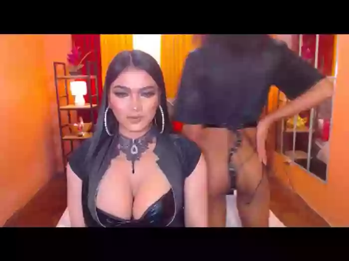 LaraSmithSabrinaSumaDuo