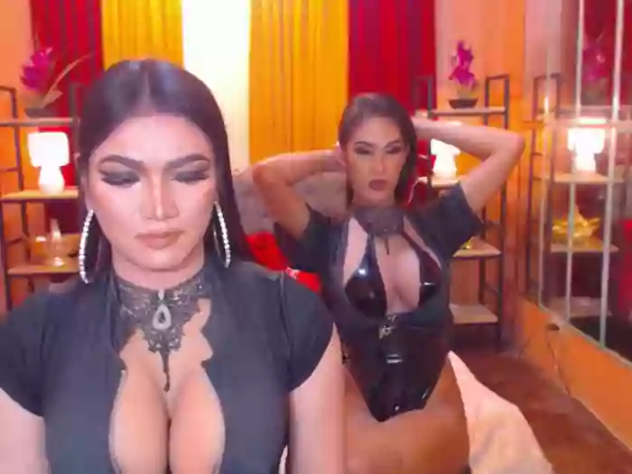 LaraSmithSabrinaSumaDuo