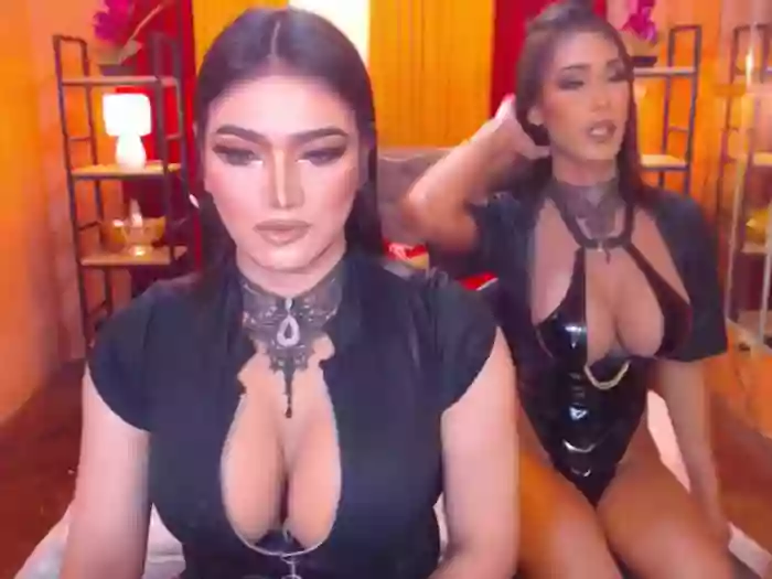 LaraSmithSabrinaSumaDuo