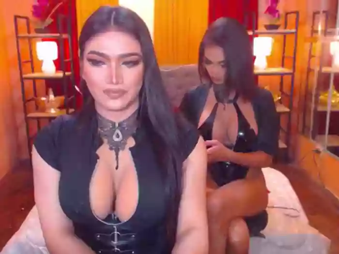 LaraSmithSabrinaSumaDuo