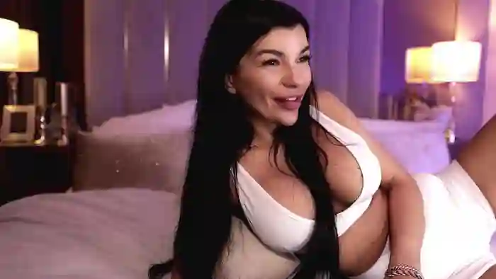EleniaDevons