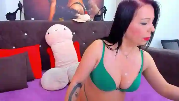 LauraSin